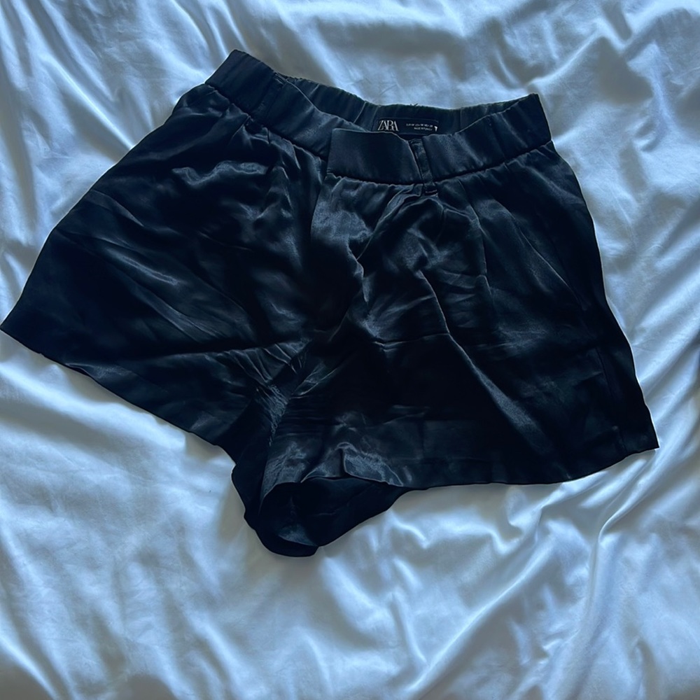 Satin elegant shorts